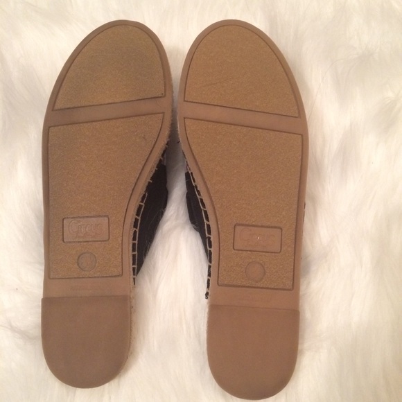 Circus by Sam Edelman Floral Embroidered Mule - Picture 7 of 8